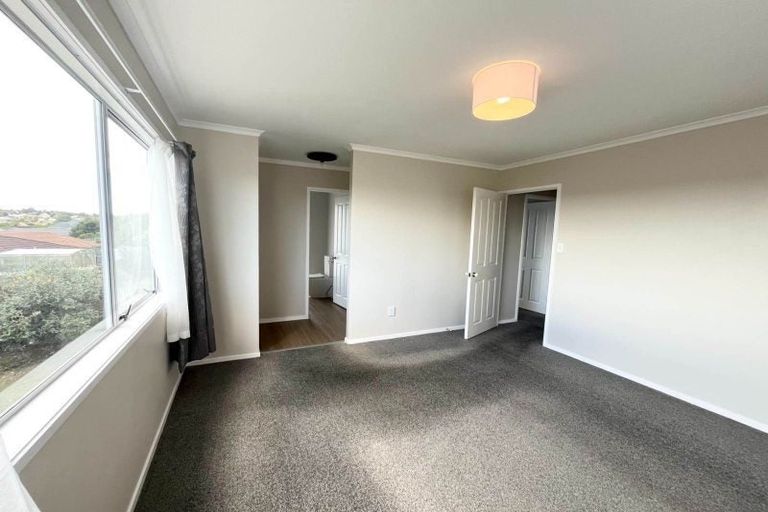 Photo of property in 2/15 Summermist Drive, Northpark, Auckland, 2013