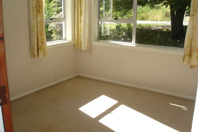 Photo of property in 1 Broadway, Reefton, 7830