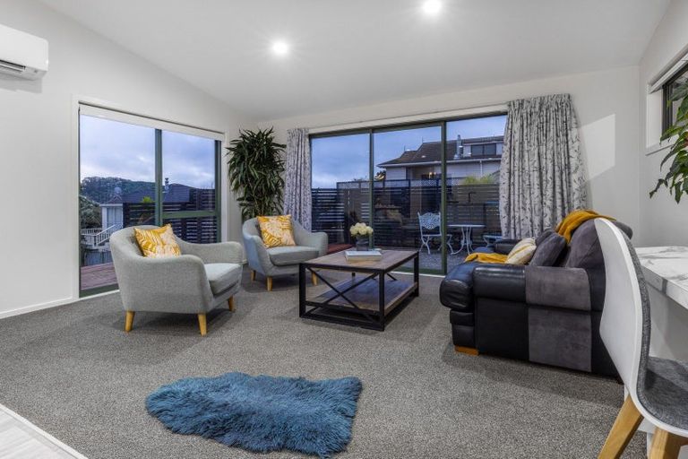 Photo of property in 42f James Cook Drive, Whitby, Porirua, 5024