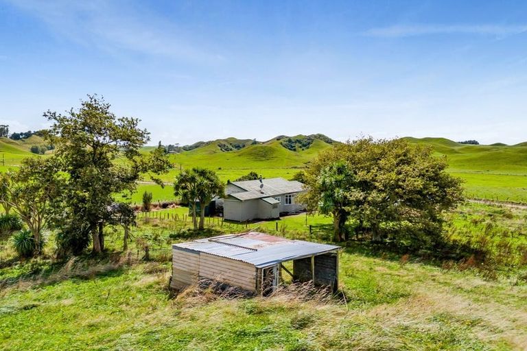 Photo of property in 49 Standish Road, Toko, Stratford, 4392