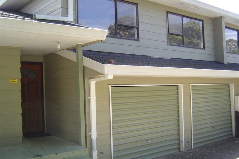 Photo of property in 1/31 Acacia Road, Torbay, Auckland, 0632