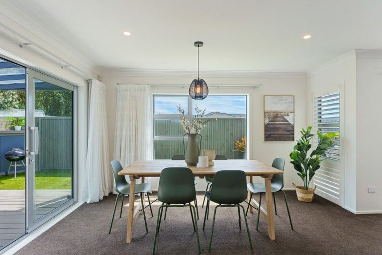 Photo of property in 45 Seagrass Place, Otaki Beach, Otaki, 5512