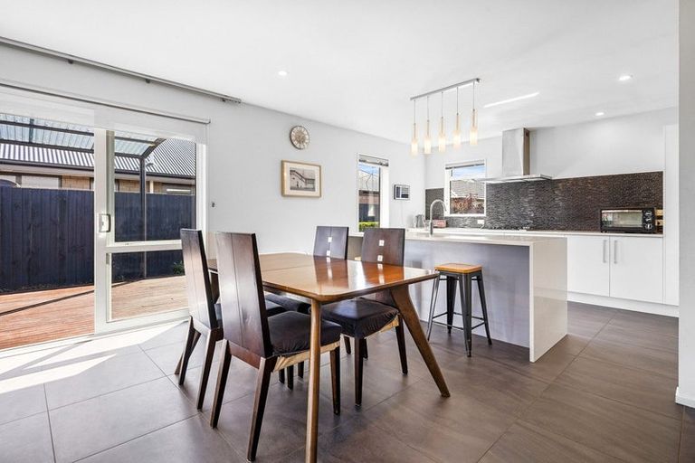 Photo of property in 3 Elba Crescent, Halswell, Christchurch, 8025