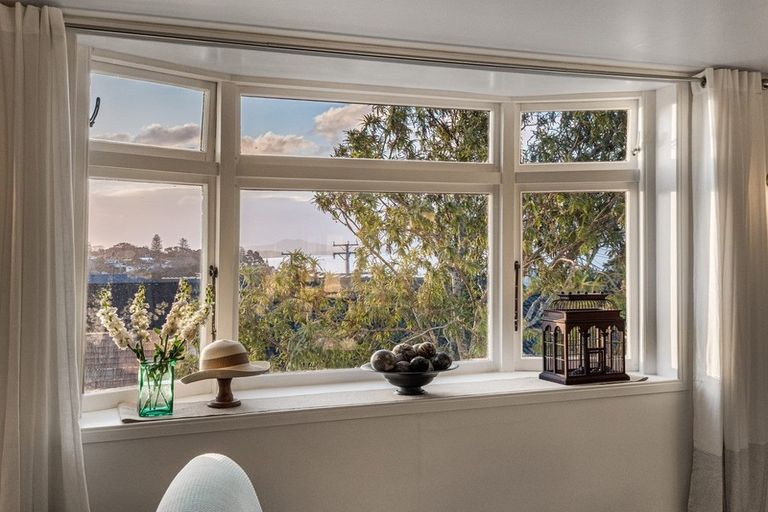 Photo of property in 120 Mellons Bay Road, Mellons Bay, Auckland, 2014