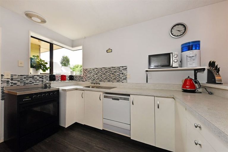 Photo of property in 4/439 Main South Road, Hornby, Christchurch, 8042