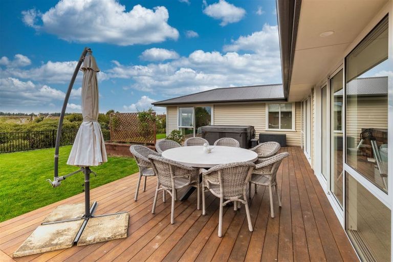 Photo of property in 24 Pegasus Main Street, Pegasus, 7612