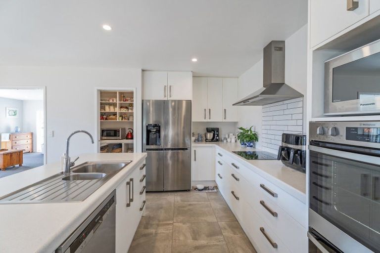 Photo of property in 346 Cook Drive, Whitianga, 3510