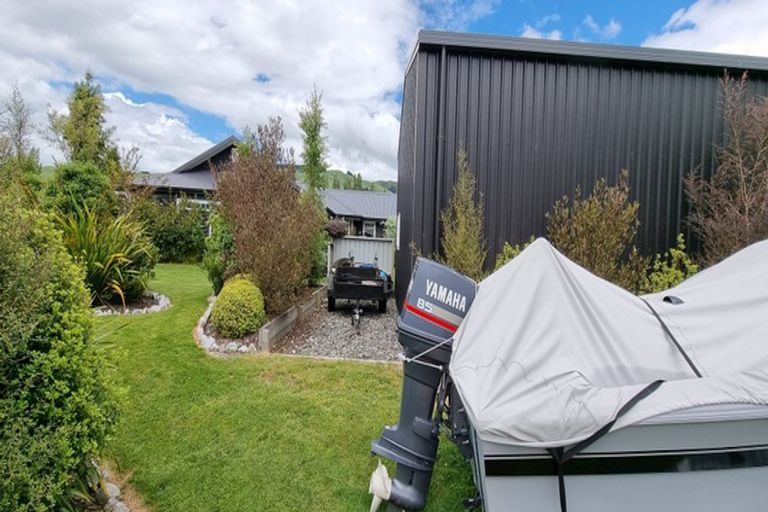 Photo of property in 500 Kinloch Road, Kinloch, Taupo, 3377