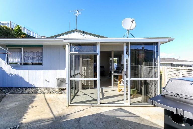 Photo of property in 3a Rossiter Crescent, Lynmouth, New Plymouth, 4310