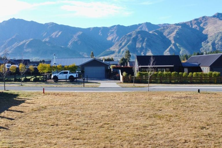 Photo of property in 17 Sentinel Drive, Lake Hawea, 9382