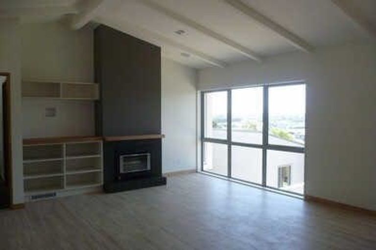 Photo of property in 29a Cannon Hill Crescent, Mount Pleasant, Christchurch, 8081