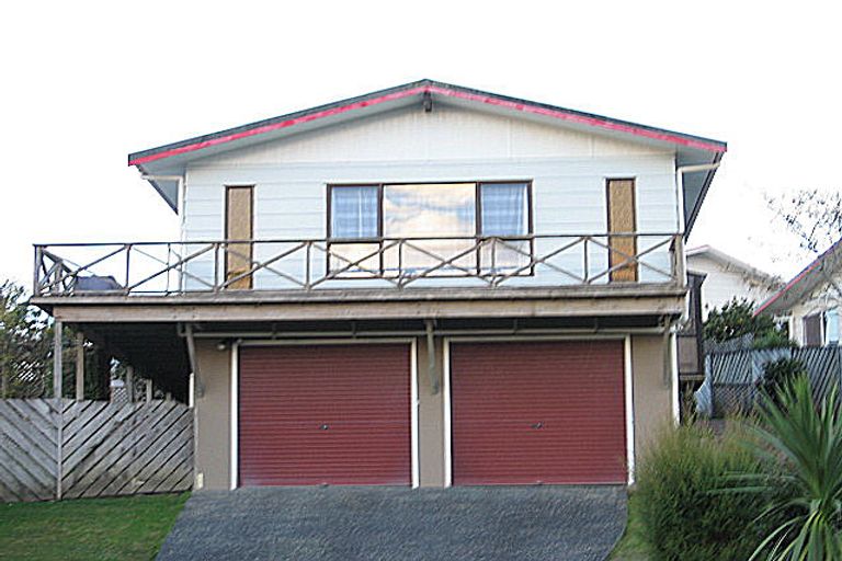 Photo of property in 16 Gerontius Lane, Snells Beach, 0920