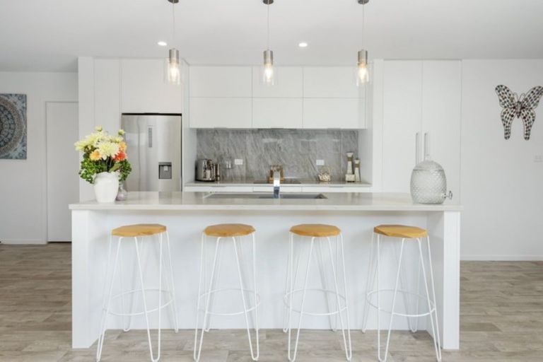 Photo of property in 34 Awataha Crescent, Pyes Pa, Tauranga, 3110