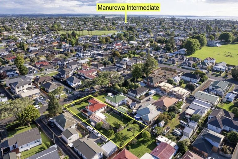 Photo of property in 25 Martin Road, Manurewa, Auckland, 2102