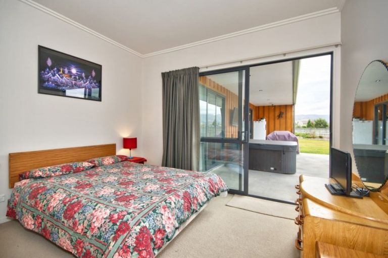 Photo of property in 20 Herries Lane, Lake Hayes, Queenstown, 9304