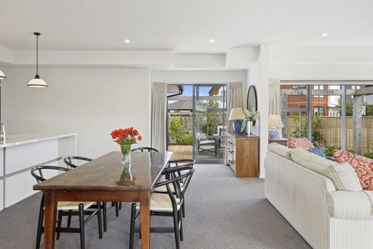 Photo of property in 7 Packard Crescent, Halswell, Christchurch, 8025