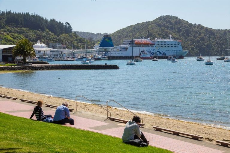 Photo of property in Oxleys Rock Apartments, 304/6 London Quay, Picton, 7220