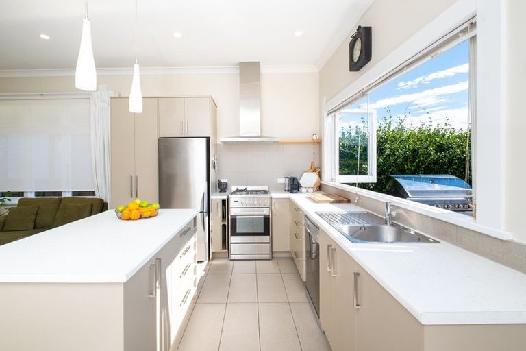 Photo of property in 67 Kennedy Road, Napier South, Napier, 4110
