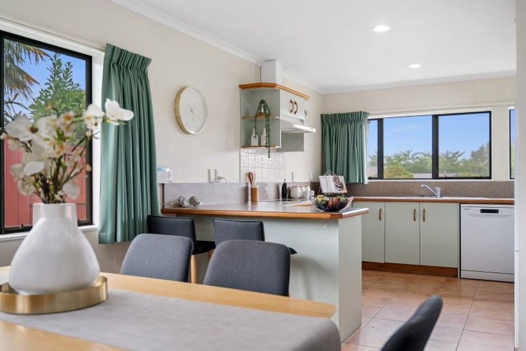 Photo of property in 73 Hodgkins Street, Pukehangi, Rotorua, 3015