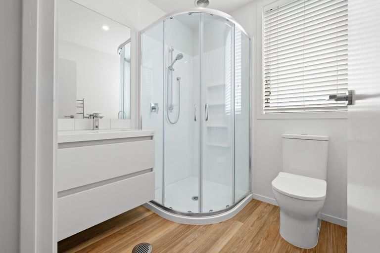 Photo of property in 2/2 English Street, Saint Andrews, Hamilton, 3200