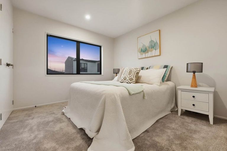 Photo of property in 30a Christmas Road, Manurewa, Auckland, 2102