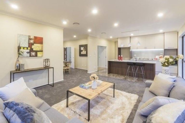 Photo of property in 8 Judith Anne Drive, Pukekohe, 2120