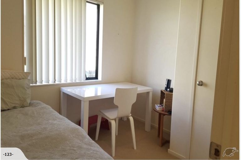 Photo of property in 26 William Gamble Drive, Greenhithe, Auckland, 0632