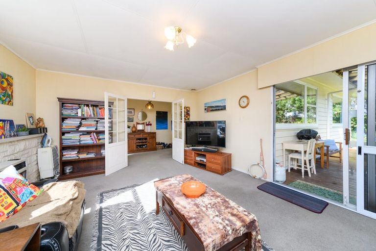 Photo of property in 7 Tabak Crescent, Takaro, Palmerston North, 4412