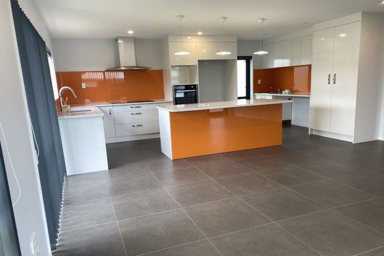 Photo of property in 1/25 Kennington Drive, Clendon Park, Auckland, 2103