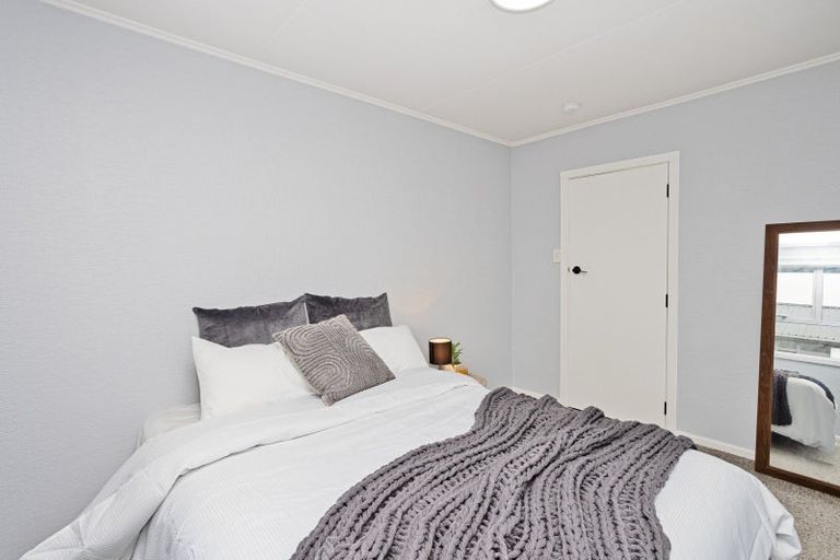 Photo of property in 64 Forfar Crescent, Rockdale, Invercargill, 9812