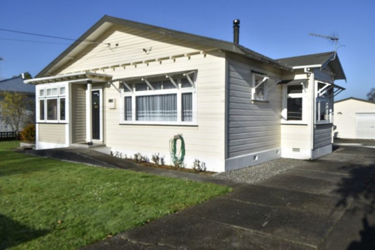 Photo of property in 14 Wakelin Street, Carterton, 5713