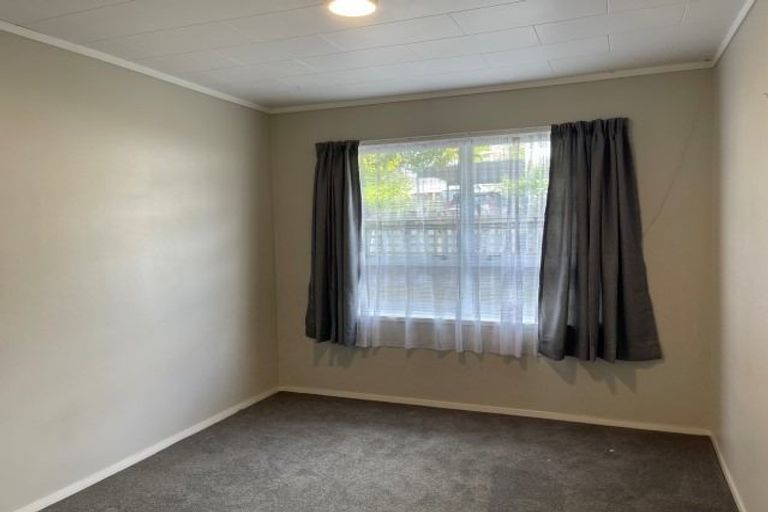 Photo of property in 311 Avonhead Road, Avonhead, Christchurch, 8042