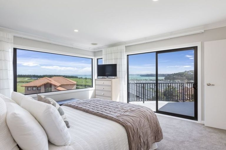 Photo of property in 52 Nautilus Drive, Gulf Harbour, Whangaparaoa, 0930