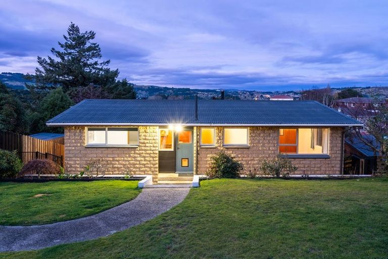 Photo of property in 15 Coach Road, Fairfield, Dunedin, 9018