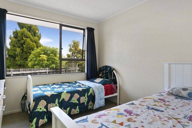 Photo of property in 6 Holland Grove, Richmond Heights, Taupo, 3330