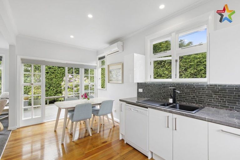 Photo of property in 31 Owen Street, Belmont, Lower Hutt, 5010