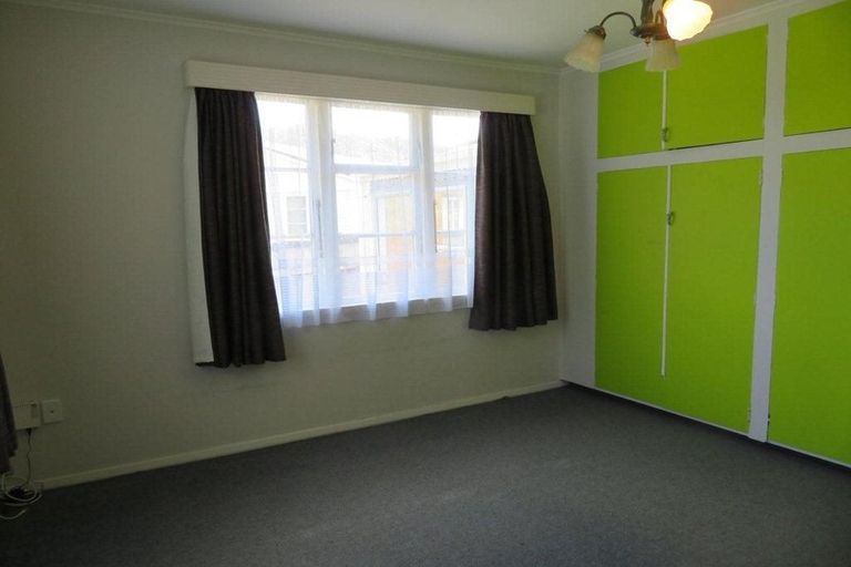 Photo of property in 20 Oxford Crescent, Ebdentown, Upper Hutt, 5018