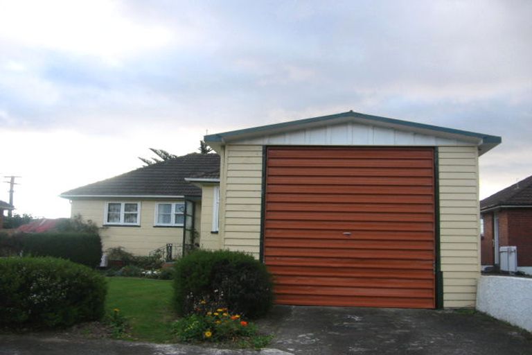 Photo of property in 46 Godley Street, Waiwhetu, Lower Hutt, 5010