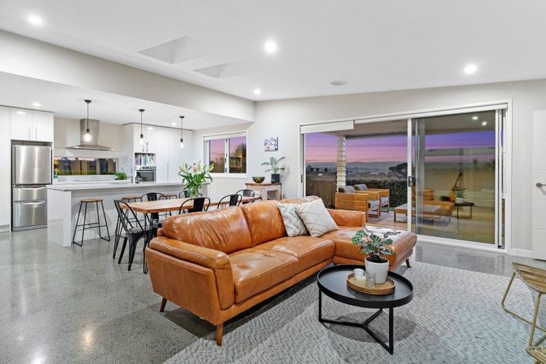 Photo of property in 32 Mervyn Place, Ohauiti, Tauranga, 3112