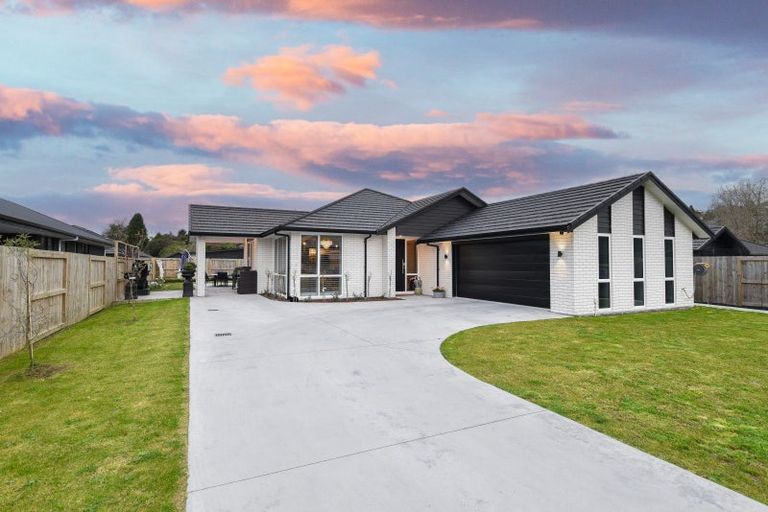 Photo of property in 46 Baxendale Drive, Matipo Heights, Rotorua, 3015