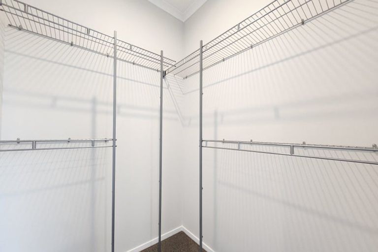 Photo of property in 12 Koreke Close, Kenepuru, Porirua, 5022