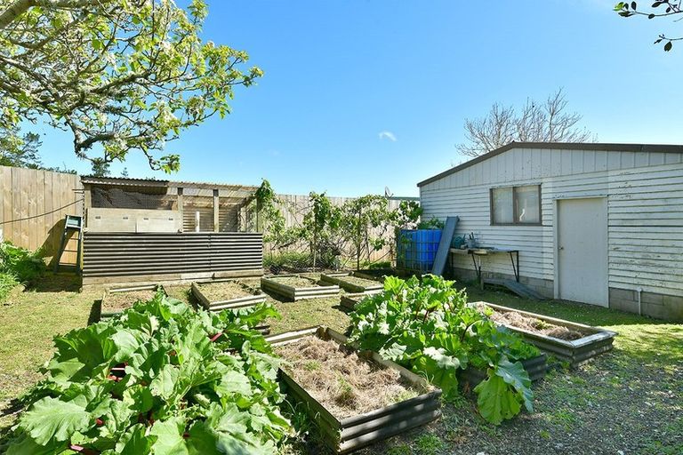 Photo of property in 1 Mill Road, Helensville, 0800