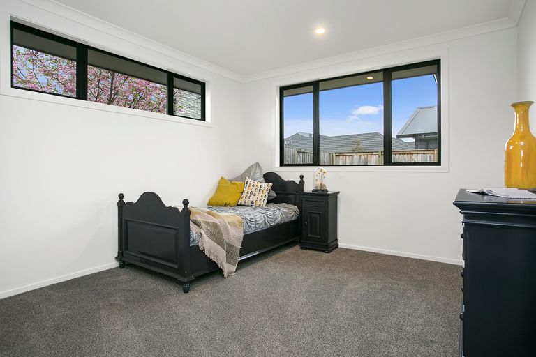 Photo of property in 35 Tulip Drive, Cambridge, 3434