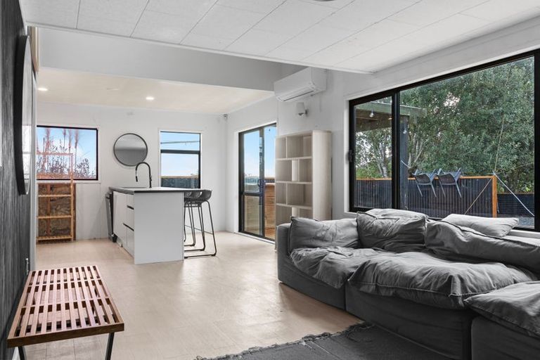 Photo of property in 7 Bush Point Road, Cable Bay, 0420