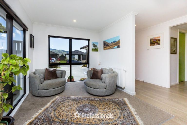 Photo of property in 15 Gilruth Road, Wallaceville, Upper Hutt, 5018