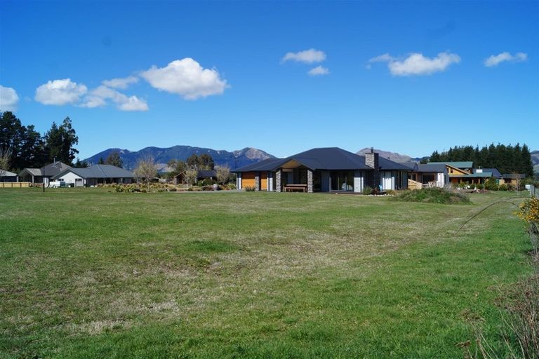 Photo of property in 15 Tennyson Close, Hanmer Springs, 7334