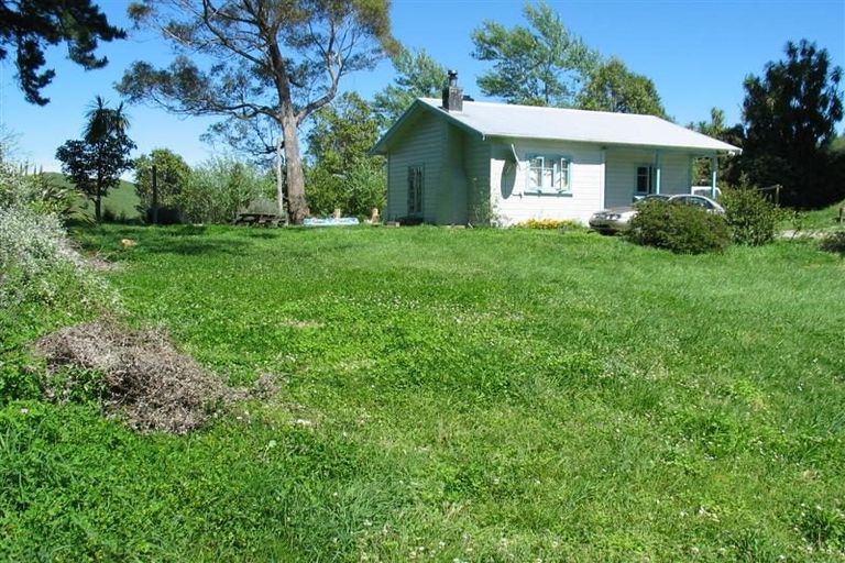 Photo of property in 1387 Tiniroto Road, Waerengaokuri, Manutuke, 4072