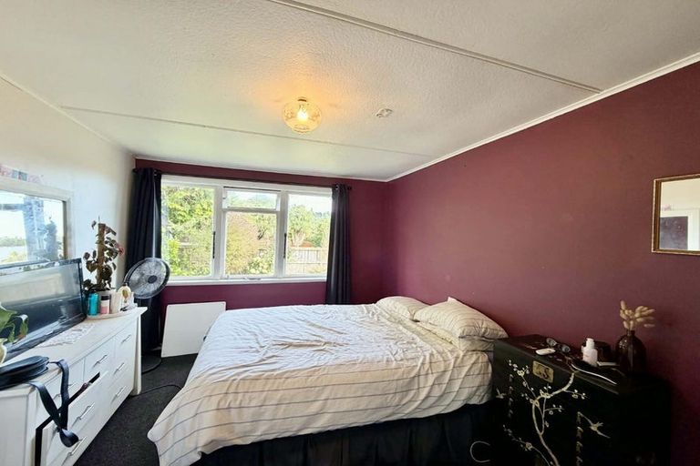 Photo of property in 5 Konini Street, Inglewood, 4330