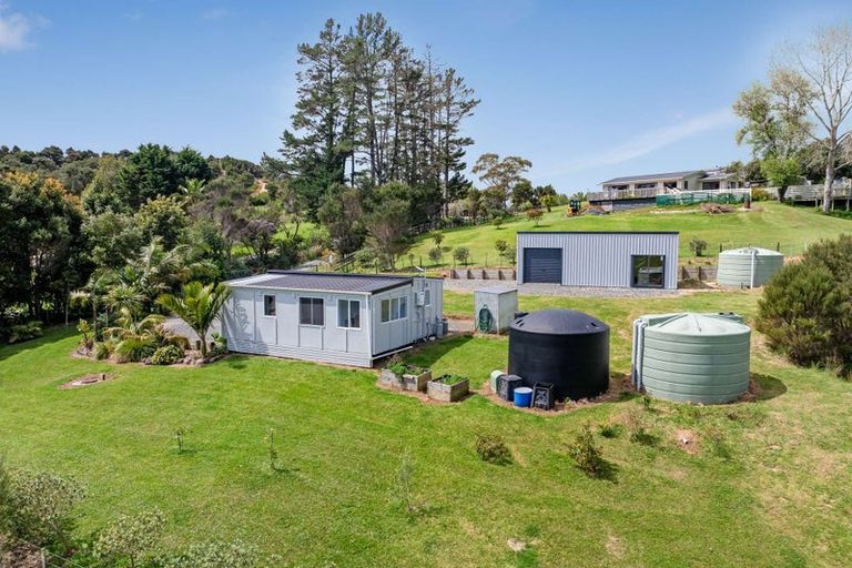 Photo of property in 211c Cable Bay Block Road, Cable Bay, 0420