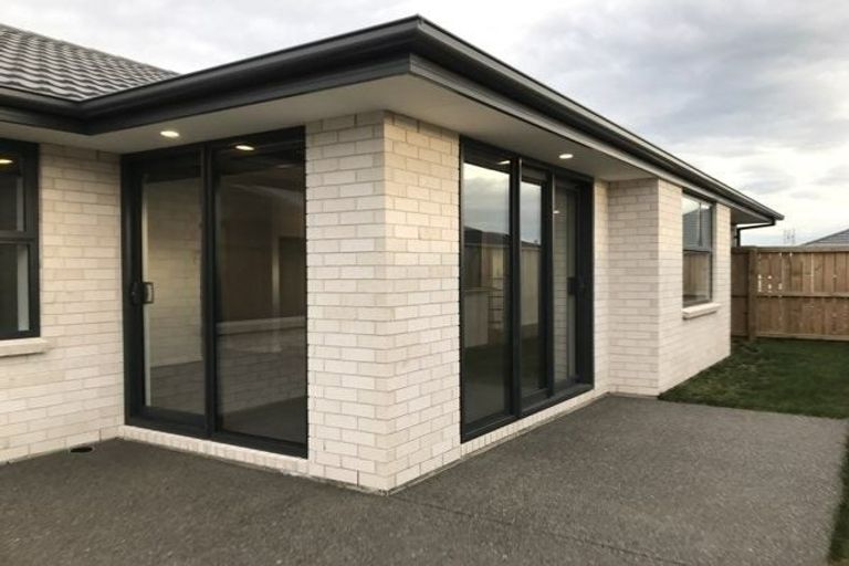 Photo of property in 6 Willetts Way, Rolleston, 7615